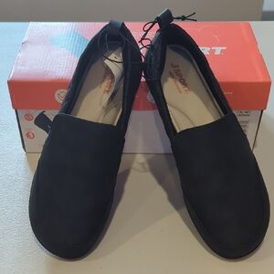 NWT/NIB J Sport Lisa Slip-On Shoes